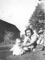 MotherMarlAsBaby